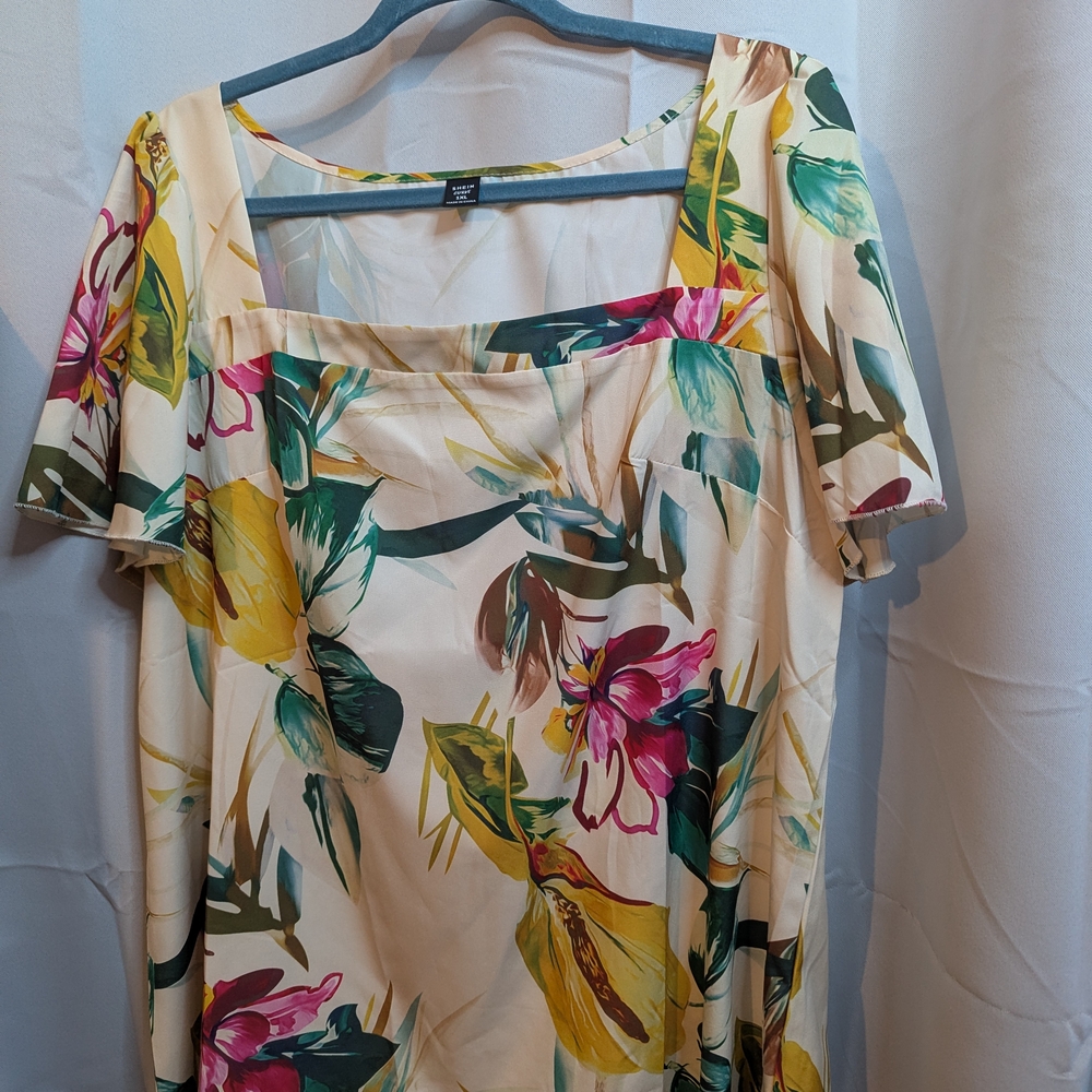 SHEIN Curve Floral Print Dress